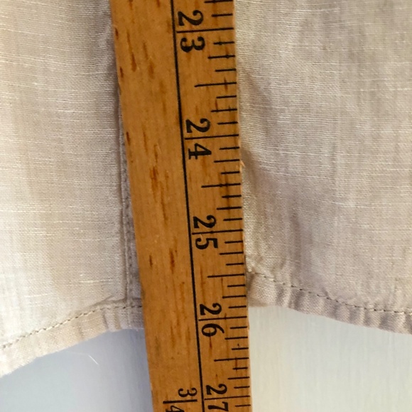 Linen Sleeveless Button-Front Blouse, New Condition - Picture 13 of 15